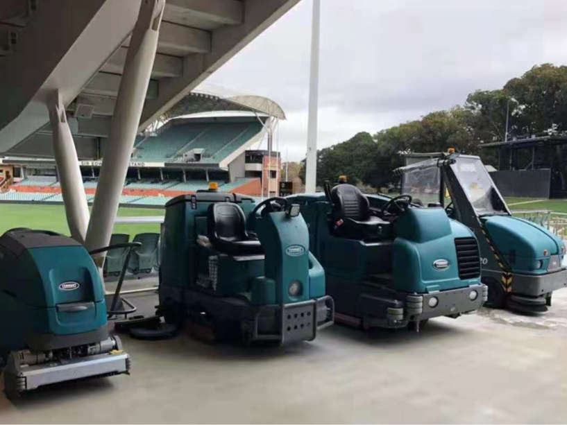 工廠洗地機(jī)應(yīng)該怎樣選擇？