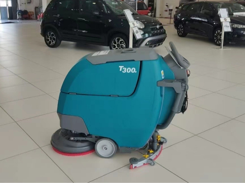 手推式洗地機(jī)遇故障，別慌，這樣處理