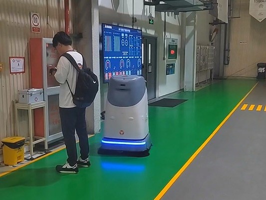 “老頭樂”上不了高速，坦力車間智能洗地車卻能“暢行”車間清潔路