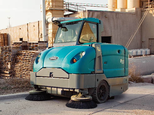 不同工廠車間如何選擇掃地機(jī)？