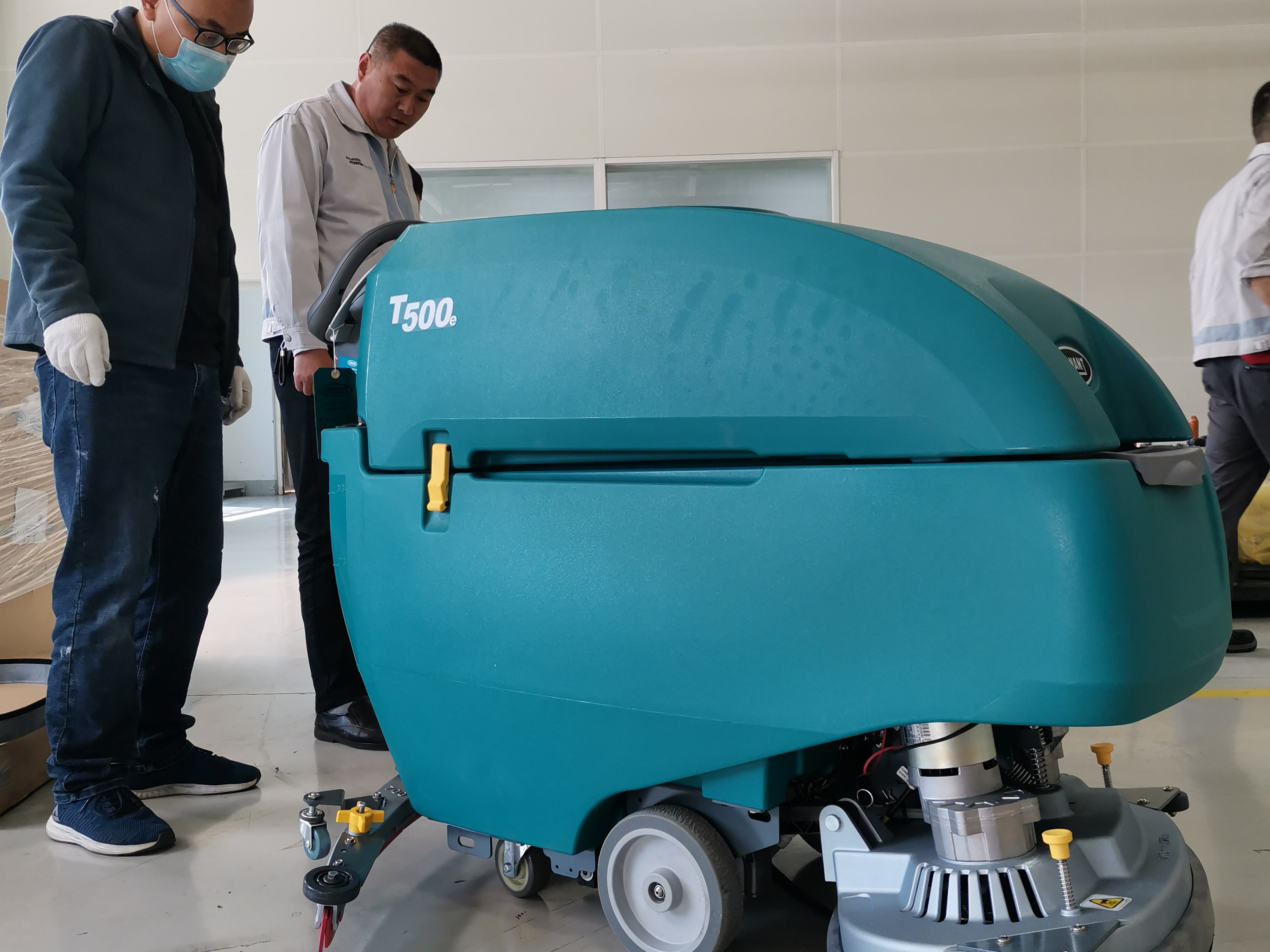 醫(yī)院選用洗地機有什么注意事項？