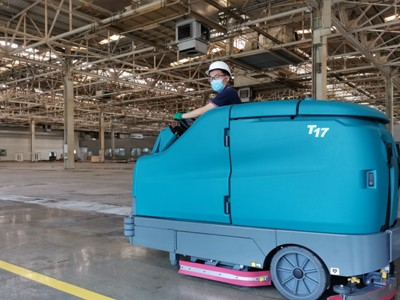 地下停車場(chǎng)應(yīng)該怎樣選擇洗地機(jī)？