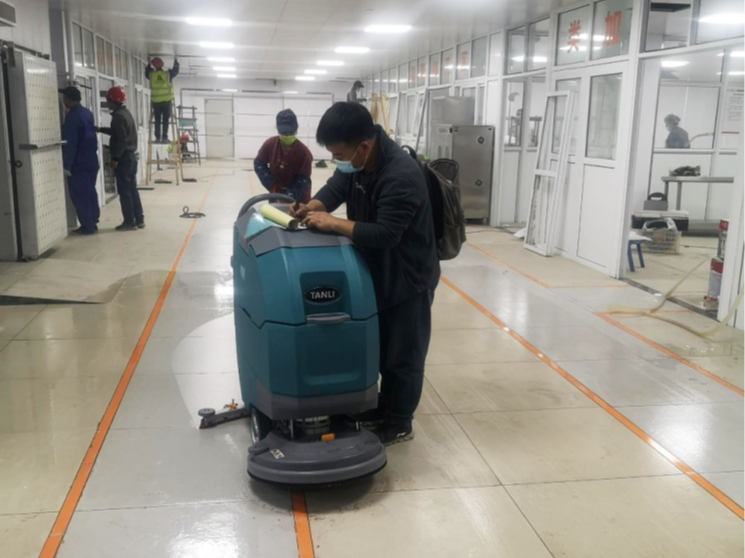 工廠食堂選購洗地機看準這幾點，包你滿意