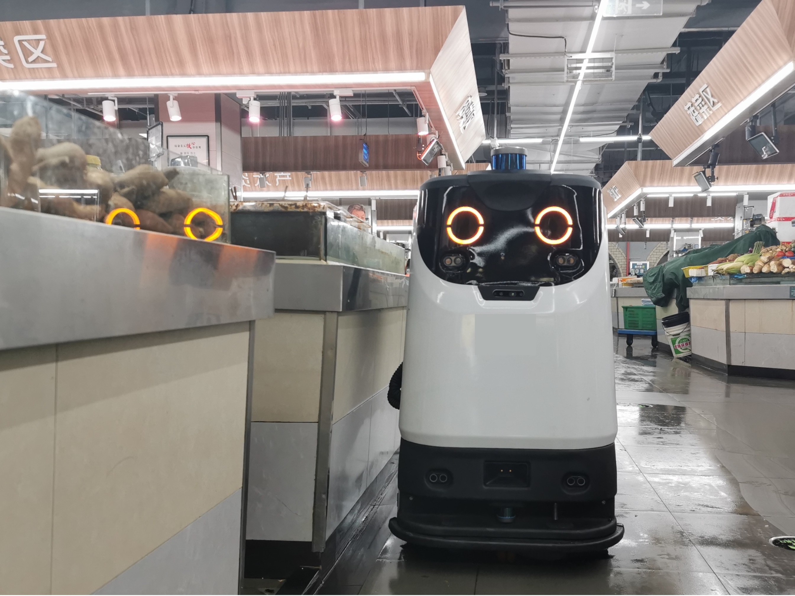 科技賦能潔凈盛會(huì)！坦力無人洗地機(jī)為全運(yùn)會(huì)筑牢智慧清潔防線