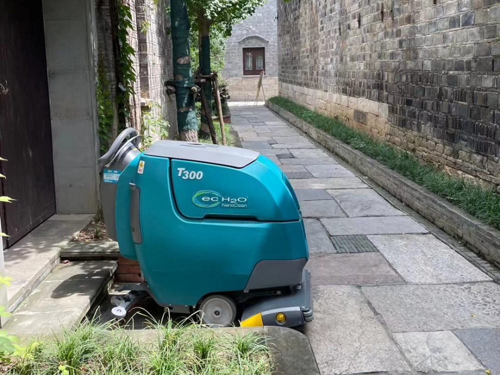 清潔員工的新寵，商用洗地機到底有多好？